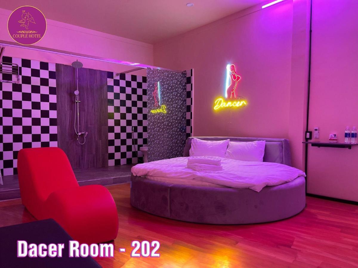 Couple Hotel - Khach San Tinh Yeu Buon Ko Sir 外观 照片