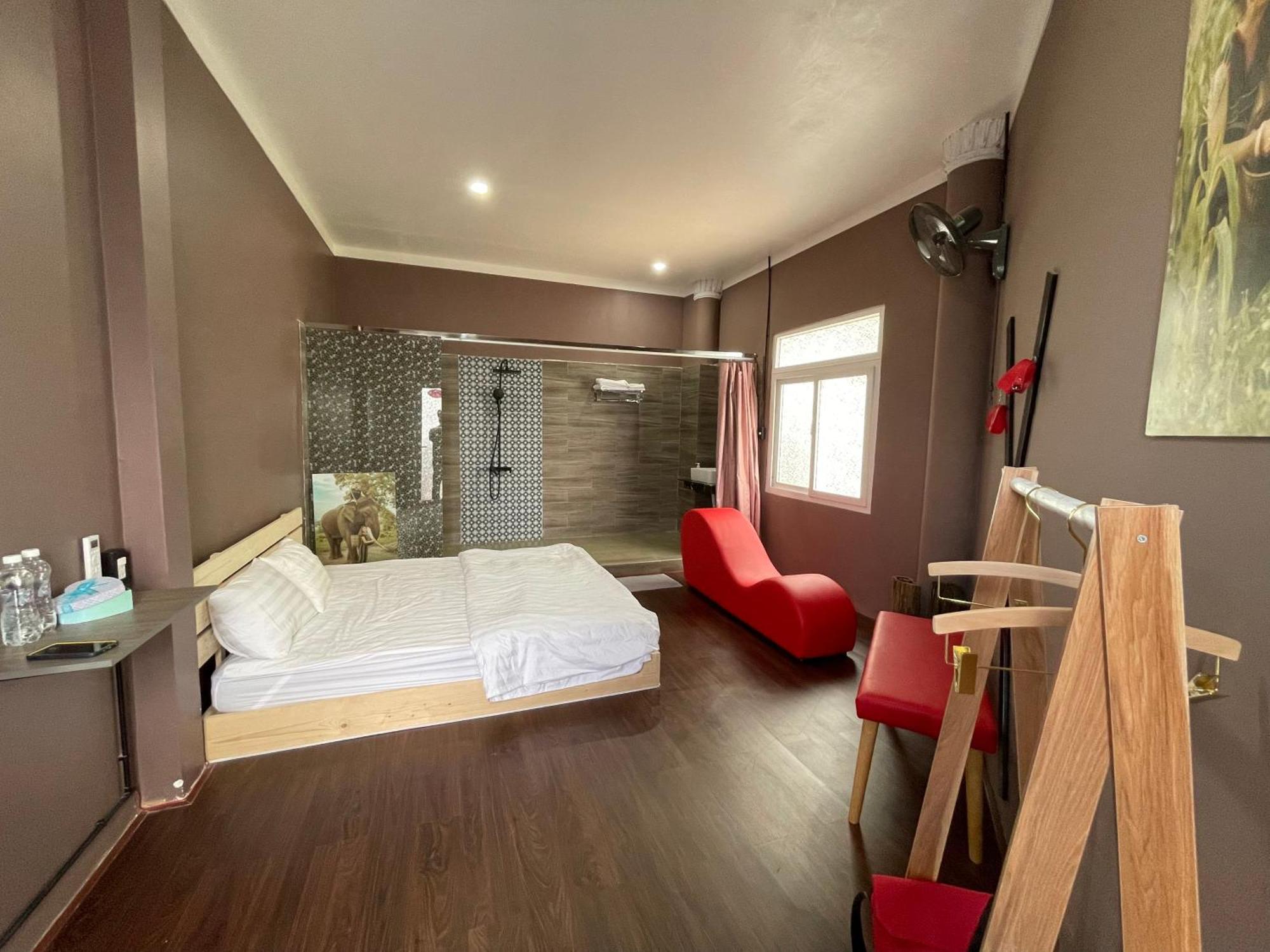 Couple Hotel - Khach San Tinh Yeu Buon Ko Sir 外观 照片