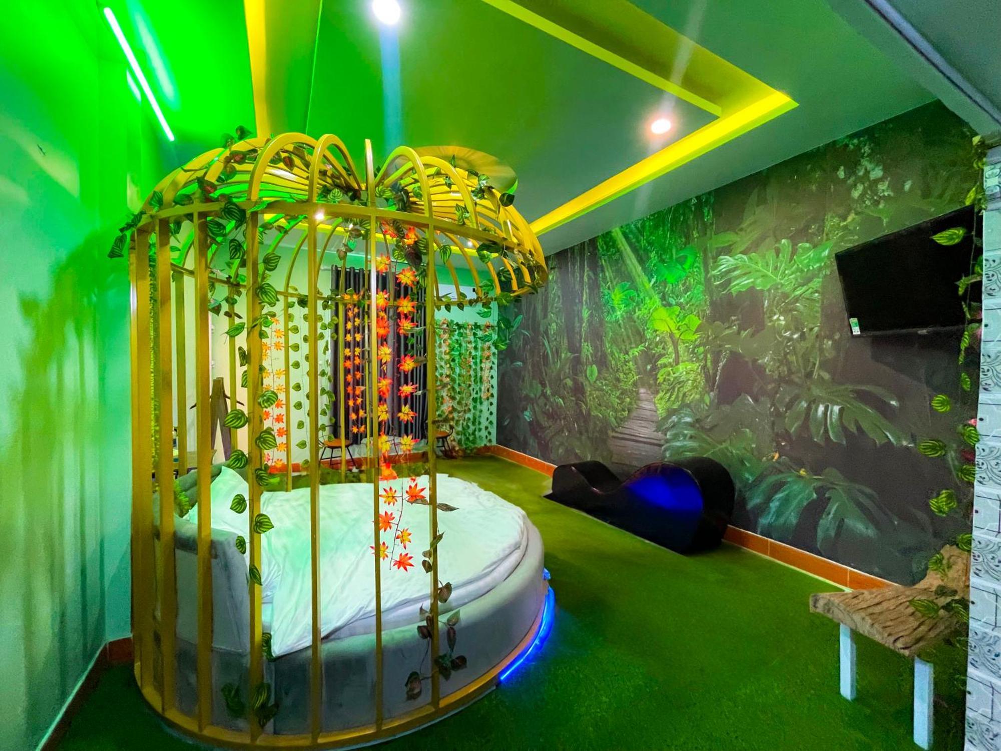 Couple Hotel - Khach San Tinh Yeu Buon Ko Sir 外观 照片